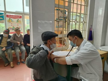 Hình ảnh chi tiết tin tức Ngày Tăng huyết áp Thế giới năm 2023: Đo huyết áp đúng - Kiểm soát huyết áp tốt - Sống khỏe Hình ảnh tin tức Ngày Tăng huyết áp Thế giới năm 2023: Đo huyết áp đúng - Kiểm soát huyết áp tốt - Sống khỏe