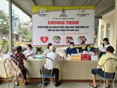 Hình ảnh chi tiết tin tức Khám sức khỏe, cấp thuốc miễn phí cho người cao tuổi phường Đồng Tâm đảm bảo nghiêm các quy định về phòng chống dịch Covid – 19. Hình ảnh tin tức Khám sức khỏe, cấp thuốc miễn phí cho người cao tuổi phường Đồng Tâm đảm bảo nghiêm các quy định về phòng chống dịch Covid – 19.