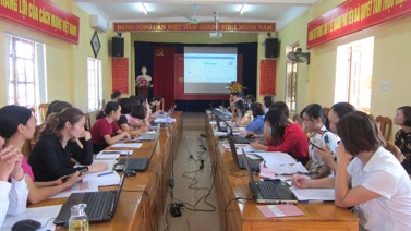 Hình ảnh chi tiết tin tức Cán bộ y tế tập huấn sử dụng hệ thống thông tin tiêm chủng quốc gia Hình ảnh tin tức Cán bộ y tế tập huấn sử dụng hệ thống thông tin tiêm chủng quốc gia