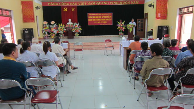 Khám, chữa bệnh, cấp thuốc miễn phí nhân kỷ niệm 72 năm ngày Thương binh-liệt sỹ tại xã Tuy Lộc