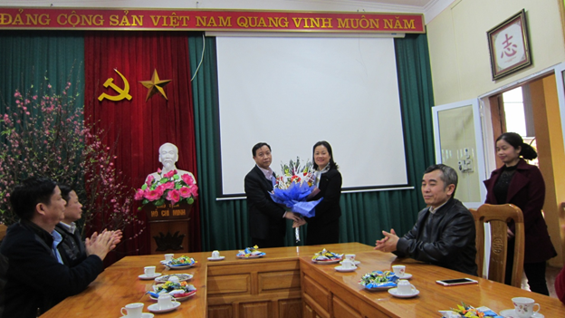Thăm và chúc mừng nhân ngày Thầy thuốc Viêt Nam
