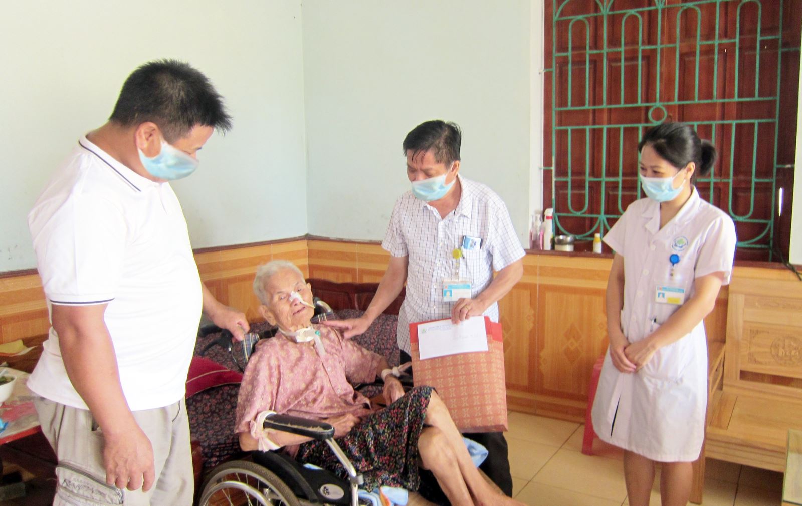 Trung tâm Y tế thành phố Yên Bái tổ chức các hoạt động  kỷ niệm 74 năm Ngày Thương binh – Liệt sĩ.